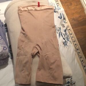 Spanx shapewear